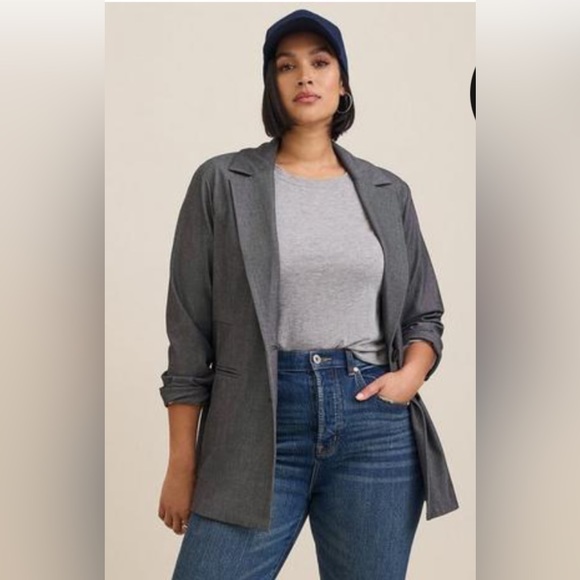 torrid Jackets & Blazers - Torrid Studio Luxe Long Line Blazer Size 2